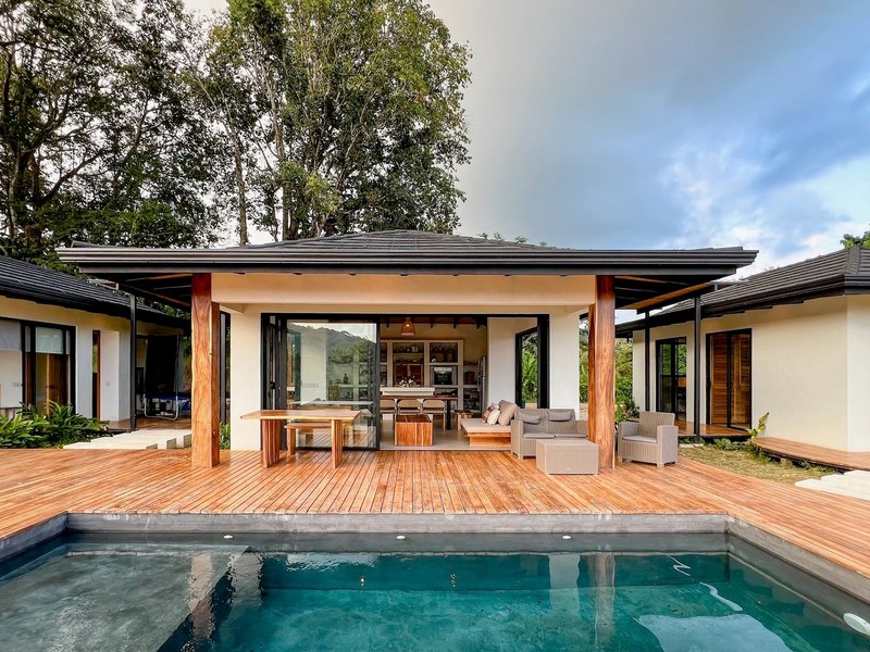 4 bed Home For Sale in ,  - 1